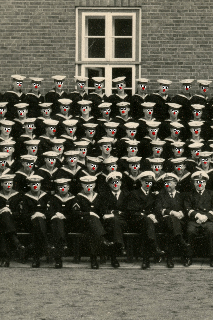 ARMY-MARINES-CLOWN-BD